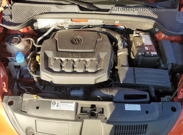 3VW5DAAT7JM501357 2018 VOLKSWAGEN BEETLE Red Սալոնի հետևի տեսք