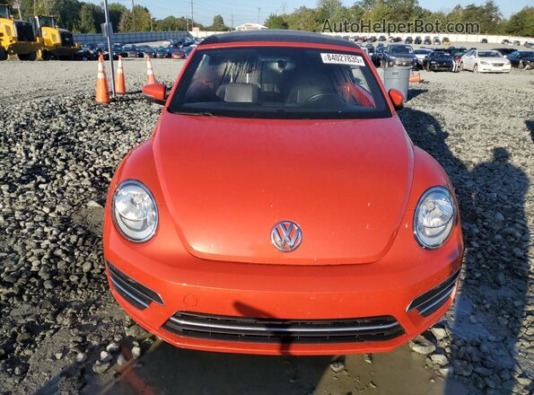 3VW5DAAT7JM501357 2018 VOLKSWAGEN BEETLE Red Դիմացի տեսք