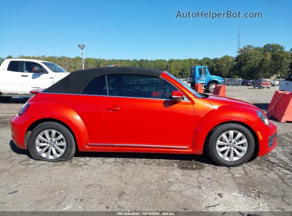 3VW5DAAT8KM502051 2019 VOLKSWAGEN BEETLE Orange 