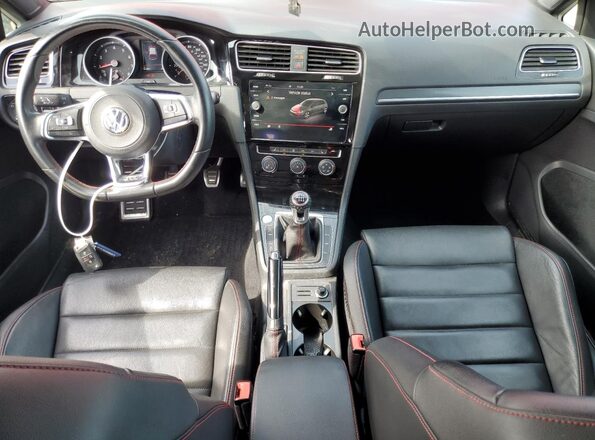 3VW5T7AU0MM009837 2021 VOLKSWAGEN GTI Red Առջևի վահանակի տեսք