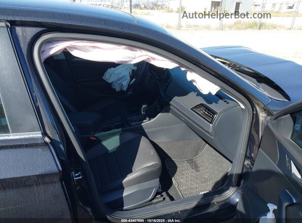 3VW7M7BU7RM071795 2024 VOLKSWAGEN JETTA Black Widok wnętrza z przodu