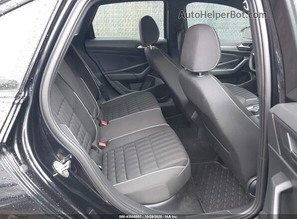 3VWBM7BU4RM079945 2024 VOLKSWAGEN JETTA Black Widok naklejki z numerem VIN