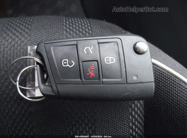 3VWBM7BU4RM079945 2024 VOLKSWAGEN JETTA Black Widok deski rozdzielczej