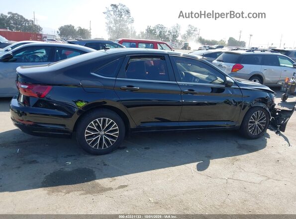 3VWCB7BU2LM023262 2020 VOLKSWAGEN JETTA Black Rear interior view