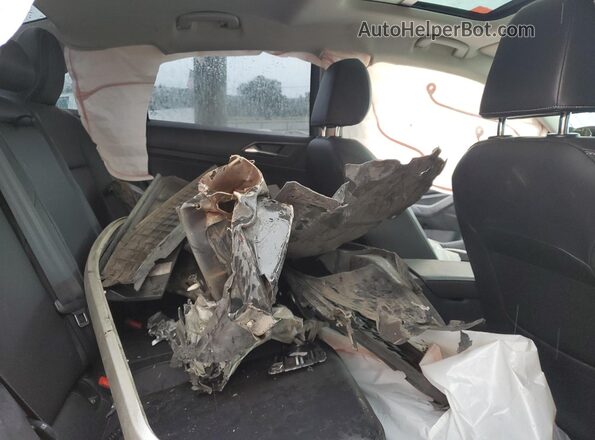 3VWCB7BU4LM052018 2020 VOLKSWAGEN JETTA Silver Vista de los asientos traseros