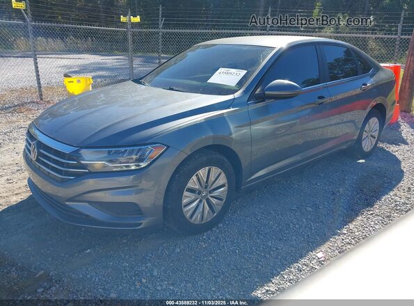 3VWCB7BU7LM047105 2020 VOLKSWAGEN JETTA Gray წინა მარცხენა ხედი სამი მეოთხედიდან