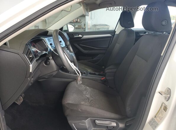 3VWCB7BU7LM070478 2020 VOLKSWAGEN JETTA White Widok wnętrza z przodu
