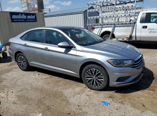 3VWCB7BUXLM014549 2020 VOLKSWAGEN JETTA Silver Delantero derecho