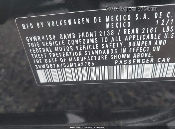 3VWDB7AJ5JM263785 2018 VOLKSWAGEN JETTA Черный 