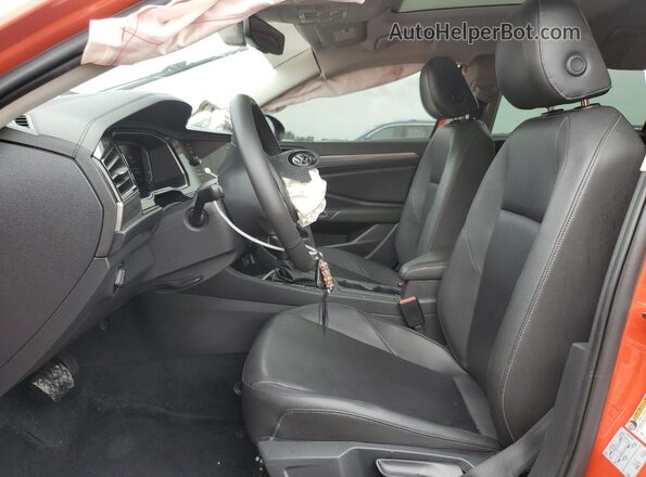 3VWEB7BU1LM059419 2020 VOLKSWAGEN JETTA Оранжевый Вид салона спереди