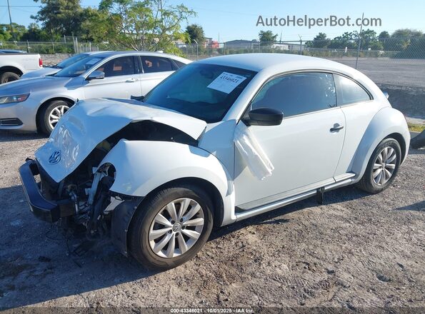 3VWFD7AT1JM709421 2018 VOLKSWAGEN BEETLE White 