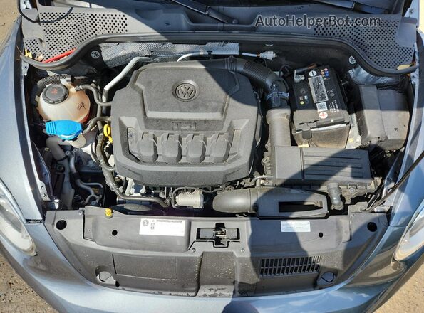 3VWFD7AT3JM717052 2018 VOLKSWAGEN BEETLE Gray 