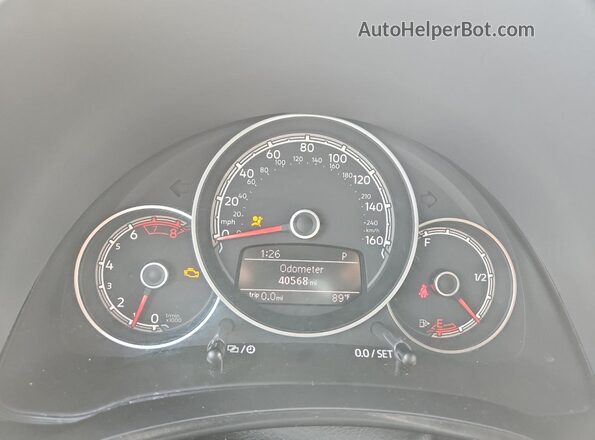 3VWFD7AT3JM717052 2018 VOLKSWAGEN BEETLE Gray 