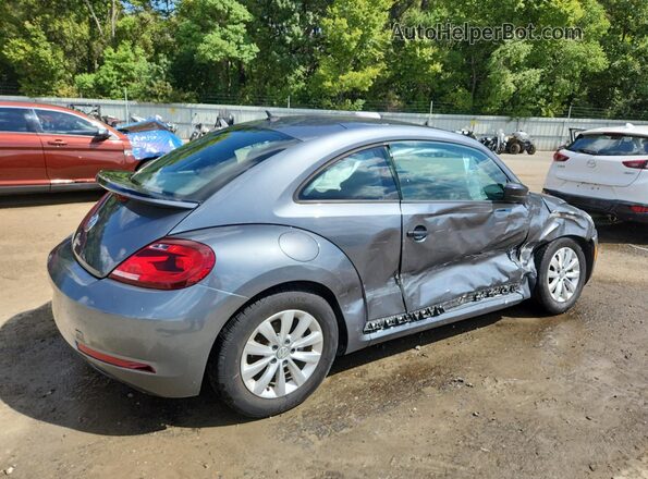 3VWFD7AT3JM717052 2018 VOLKSWAGEN BEETLE Gray 