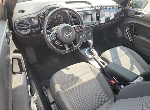 3VWFD7AT3JM717052 2018 VOLKSWAGEN BEETLE Gray 