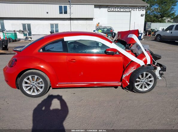 3VWFD7AT7JM706409 2018 VOLKSWAGEN BEETLE Orange Widok wnętrza z tyłu