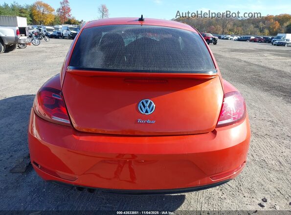 3VWFD7AT7JM706409 2018 VOLKSWAGEN BEETLE Orange 