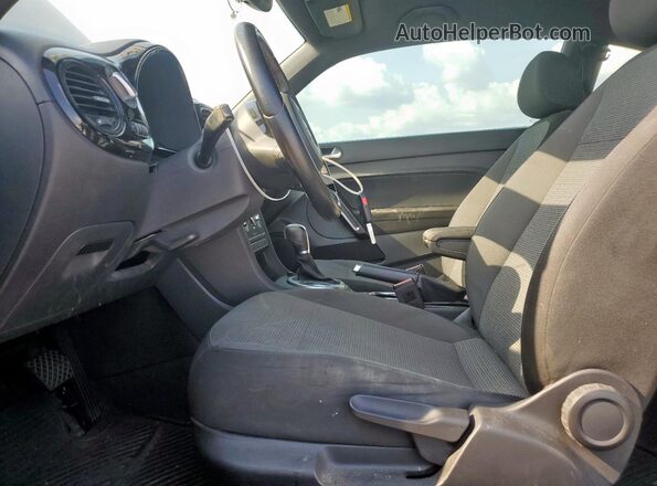 3VWFD7AT9JM706573 2018 VOLKSWAGEN BEETLE Черный 