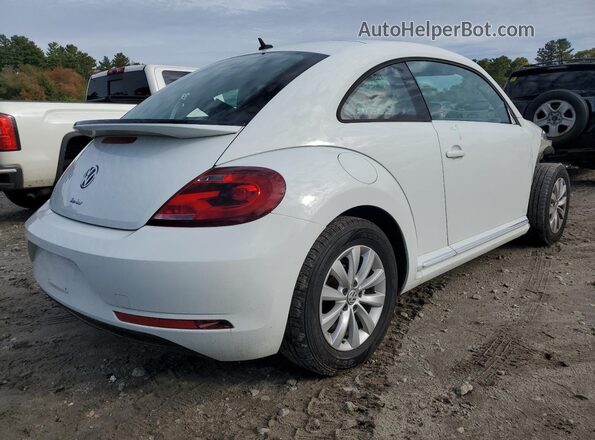 3VWFD7AT9KM719972 2019 VOLKSWAGEN BEETLE White 