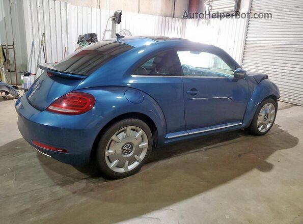 3VWJD7AT4JM728118 2018 VOLKSWAGEN BEETLE Blue 