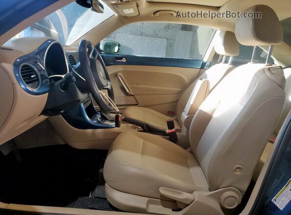3VWJD7AT4JM728118 2018 VOLKSWAGEN BEETLE Blue 