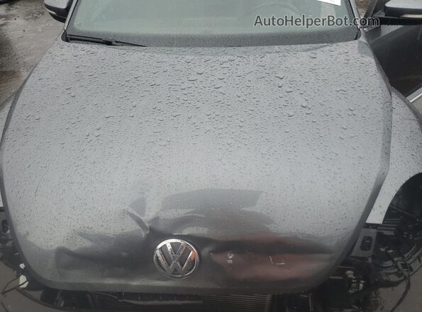 3VWJD7AT7JM706694 2018 VOLKSWAGEN BEETLE Gray Rear interior view