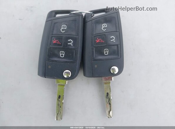 3VWN57BU2LM028378 2020 VOLKSWAGEN JETTA White Առջևի վահանակի տեսք