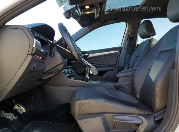3VWW57BU5LM023860 2020 VOLKSWAGEN JETTA White Вид салону спереду