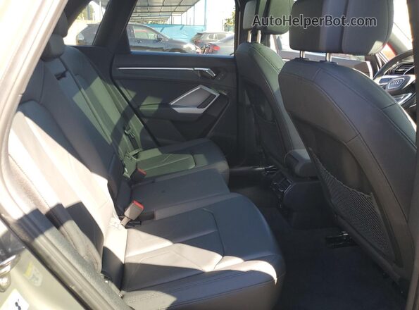 WA1DECF3XM1029439 2021 AUDI Q3 Gray Вид задньої частини салону