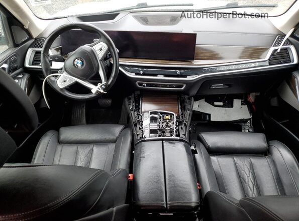 5UX23EM05P9P12225 2023 BMW X7 White Instrument cluster view