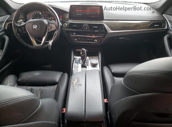 WBAJA5C58KBX86446 2019 BMW 5 SERIES Gray ხელსაწყოთა პანელის ხედი