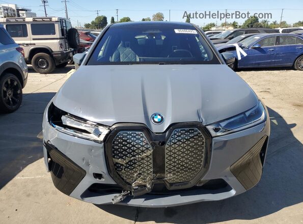 WB523CF07RCN65894 2024 BMW IX Gray Հետևի տեսք