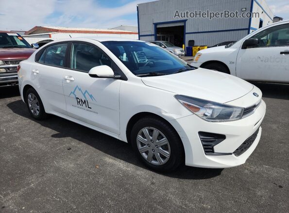 3KPA24AD3ME372971 2021 KIA RIO White Դիմացի տեսք