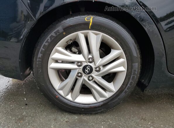 KMHD84LF7LU951886 2020 HYUNDAI ELANTRA Black 