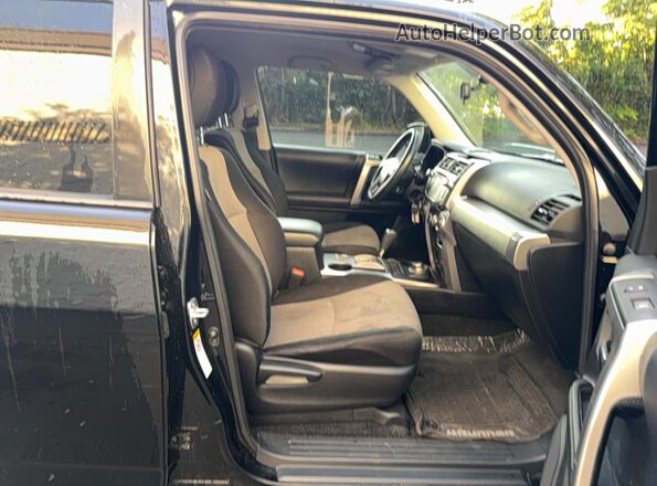 JTEBU5JR6J5568616 2018 TOYOTA 4RUNNER Black 