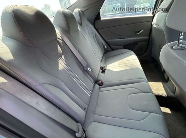 5NPLM4AG8MH013446 2021 HYUNDAI ELANTRA Gray წინა სალონის ხედი