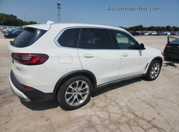 5UXCR6C00L9C65486 2020 BMW X5 White Передня права чверть