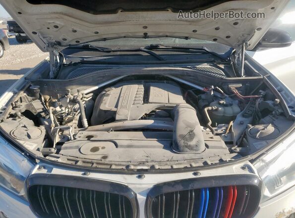 5UXKR2C58G0R72455 2016 BMW X5 Белый Вид подкапотного пространства