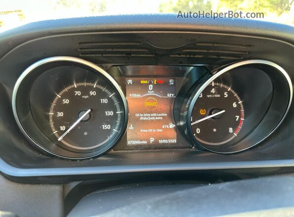 SALRG2RV9L2419320 2020 LAND ROVER DISCOVERY Silver Widok tylnych siedzeń