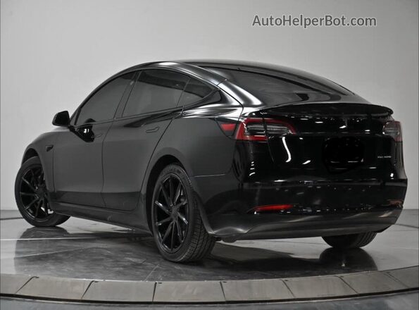 5YJ3E1EB5JF128896 2018 TESLA MODEL 3 Black 