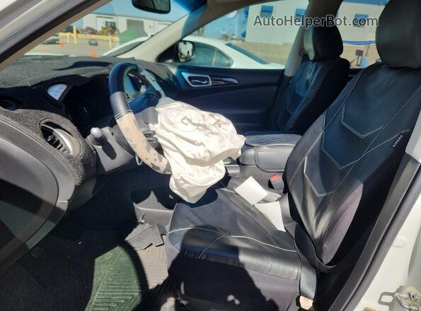 5N1DR2MN3JC614061 2018 NISSAN PATHFINDER Белый 