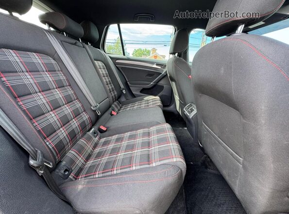 3VW5T7AU5KM014139 2019 VOLKSWAGEN GTI Black Вид салону спереду
