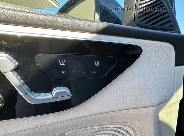 W1KAF4HB2NR017214 2022 MERCEDES-BENZ C Blue ძრავის განყოფილების ხედი