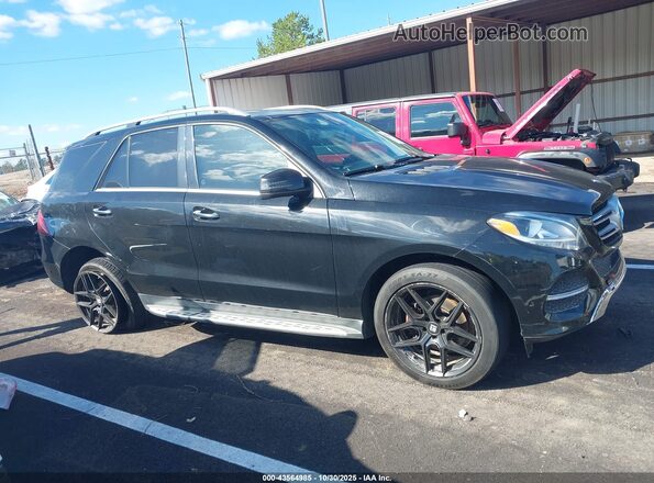 4JGDA5JB3GA725832 2016 MERCEDES-BENZ GLE 350 Black უკანა სალონის ხედი