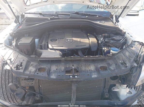 4JGDA5JB8HA858331 2017 MERCEDES-BENZ GLE 350 White Հետևի տեսք