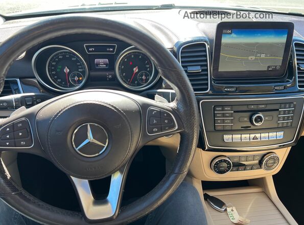 4JGDF6EE2HA762352 2017 MERCEDES-BENZ GLS-CLASS Белый Вид панели приборов