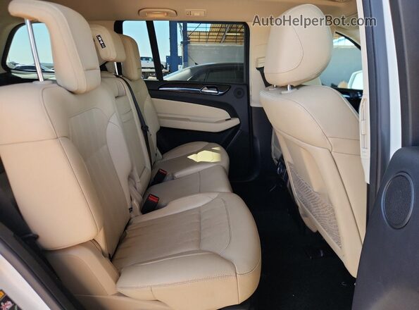 4JGDF6EE3KB233610 2019 MERCEDES-BENZ GLS White უკანა სავარძლების ხედი
