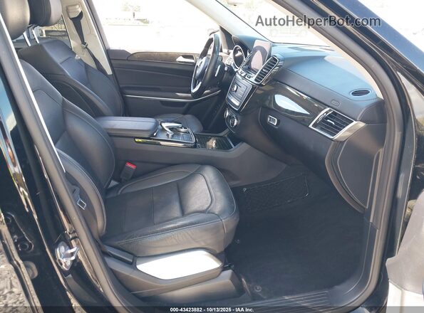 4JGDF7DEXJB139763 2018 MERCEDES-BENZ GLS 550 Black Vista interior delantera