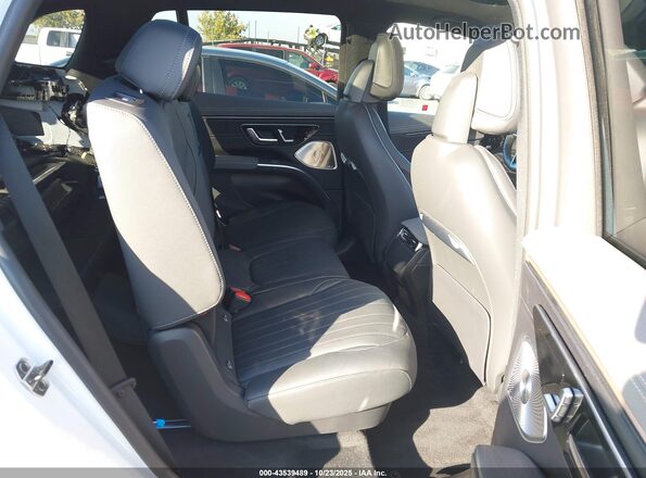 4JGDM2DB7RA032590 2024 MERCEDES-BENZ EQS 450 SUV White VIN կոդի պիտակի տեսք