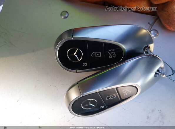 4JGDM2DB7RA032590 2024 MERCEDES-BENZ EQS 450 SUV White Առջևի վահանակի տեսք